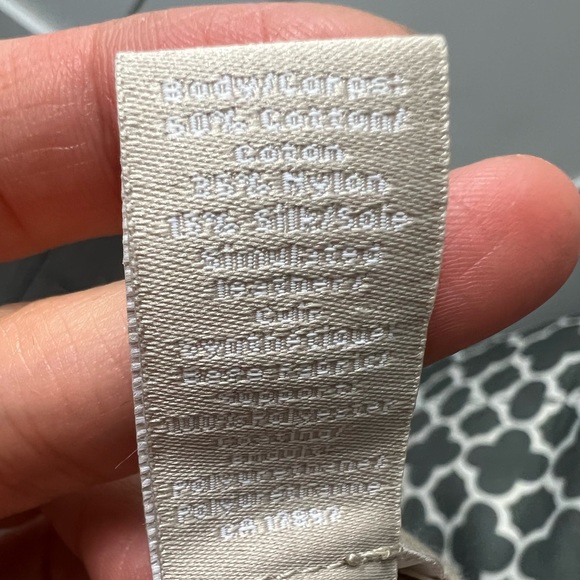 Banana Republic Color block knit - Picture 3 of 3